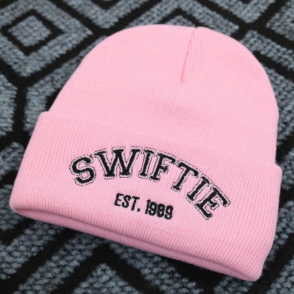 Embroidered Toque