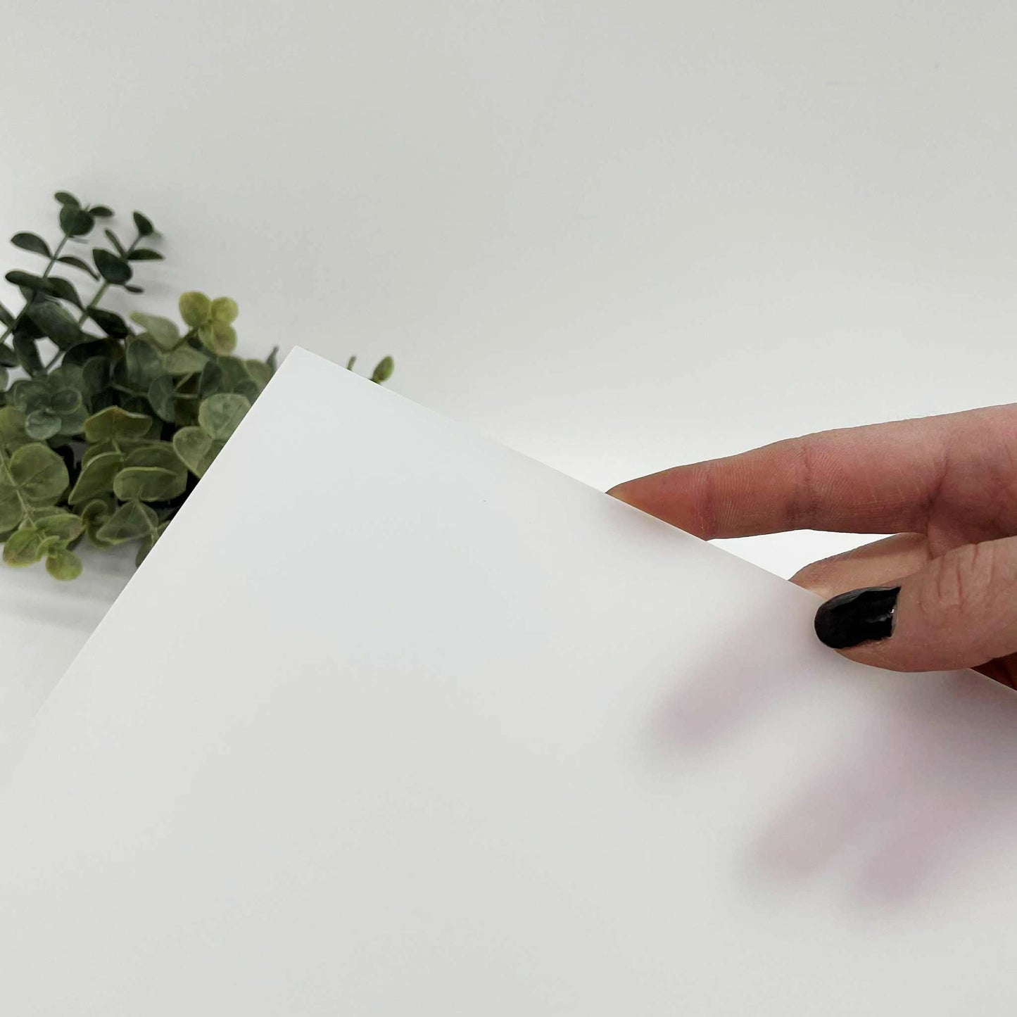 Frosty White - Dualuxe Cast Acrylic Sheets 1217 P422