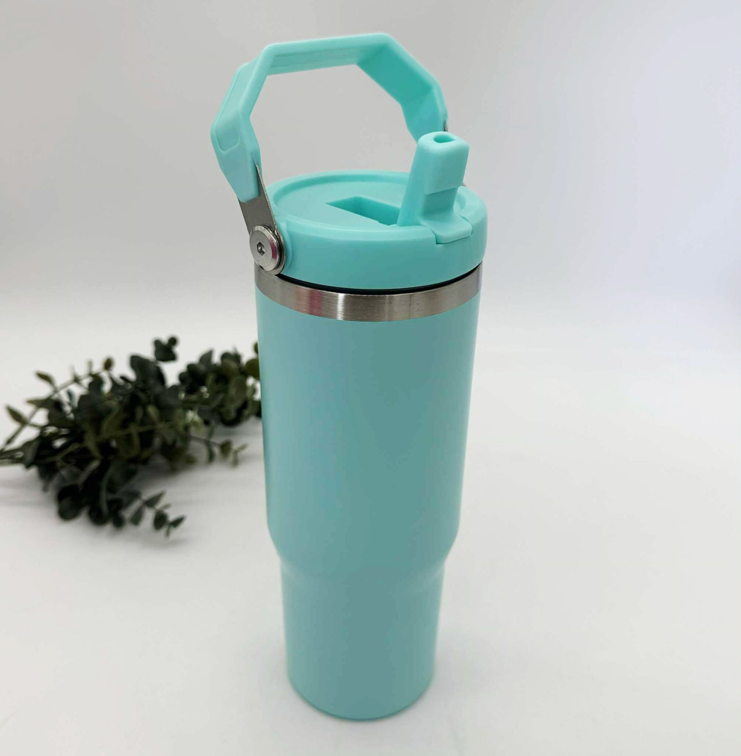 30oz Flip Straw Tumbler