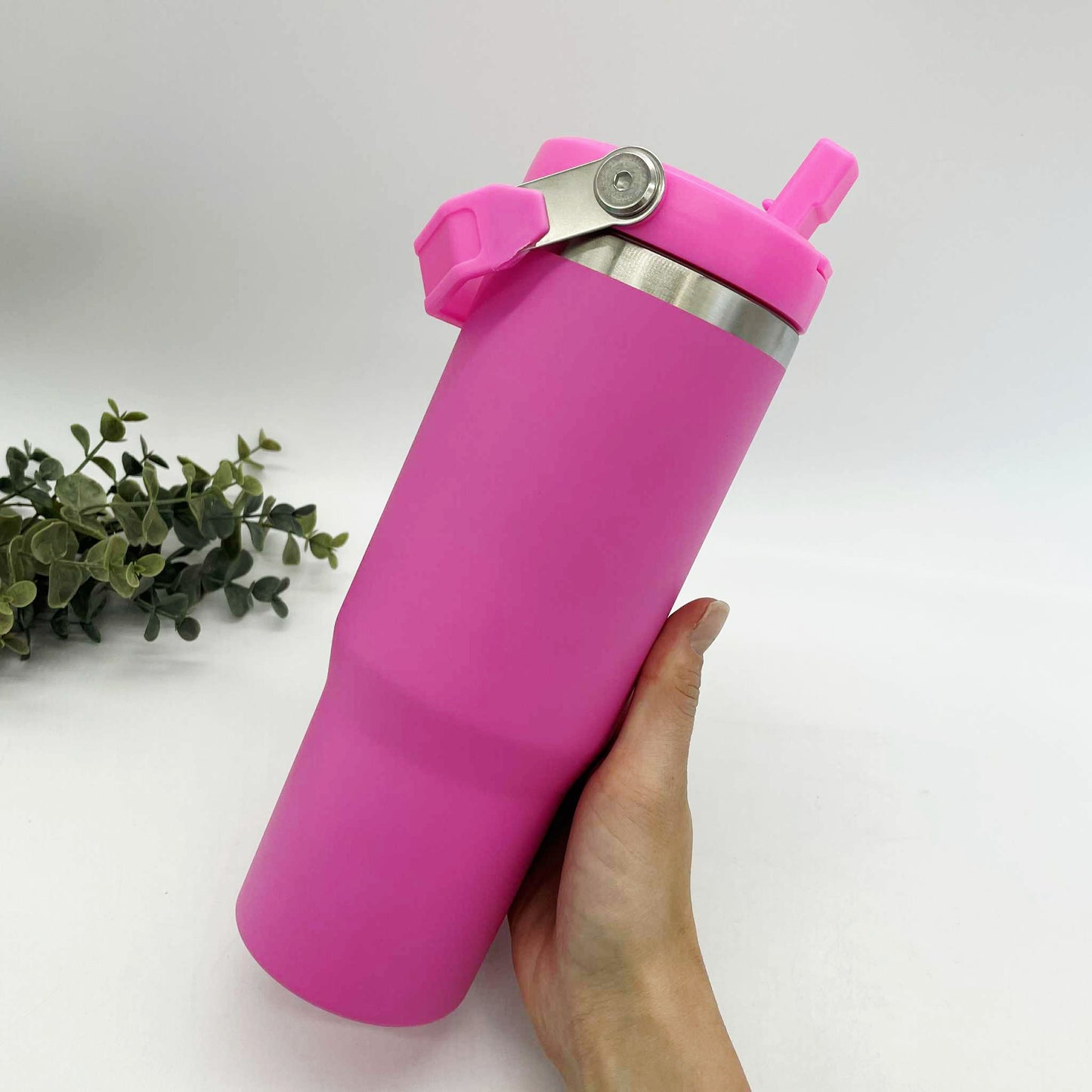 30oz Flip Straw Tumbler