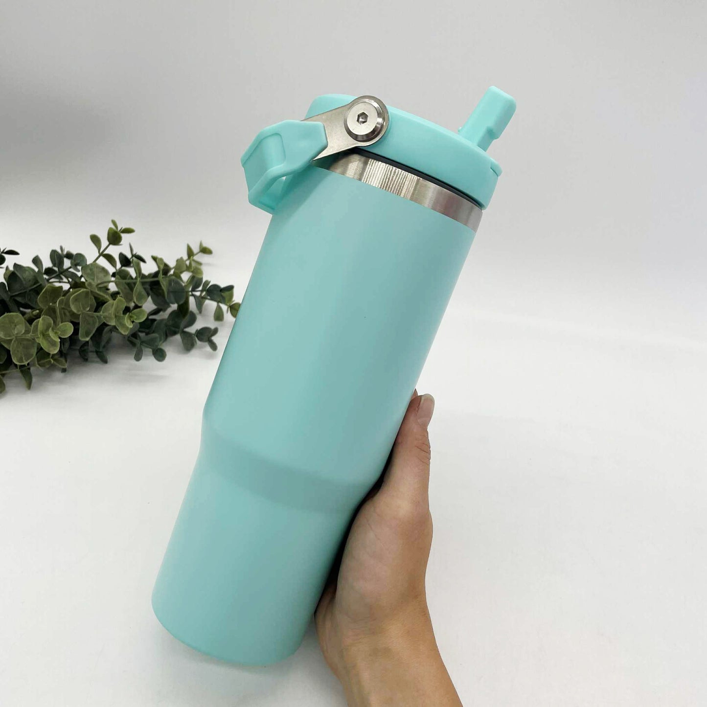 30oz Flip Straw Tumbler