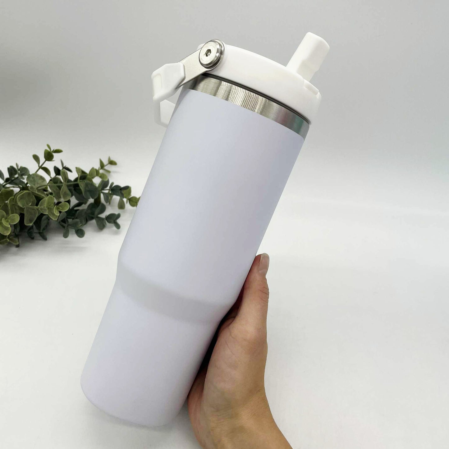 30oz Flip Straw Tumbler