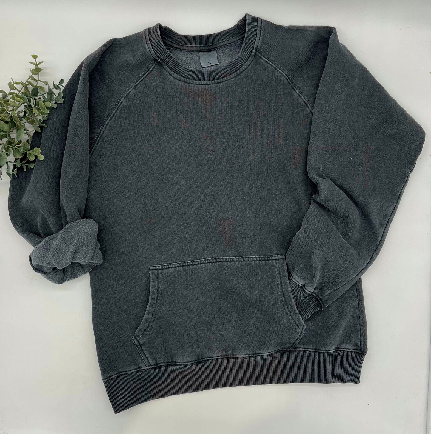 Pigment Dyed Crewdie