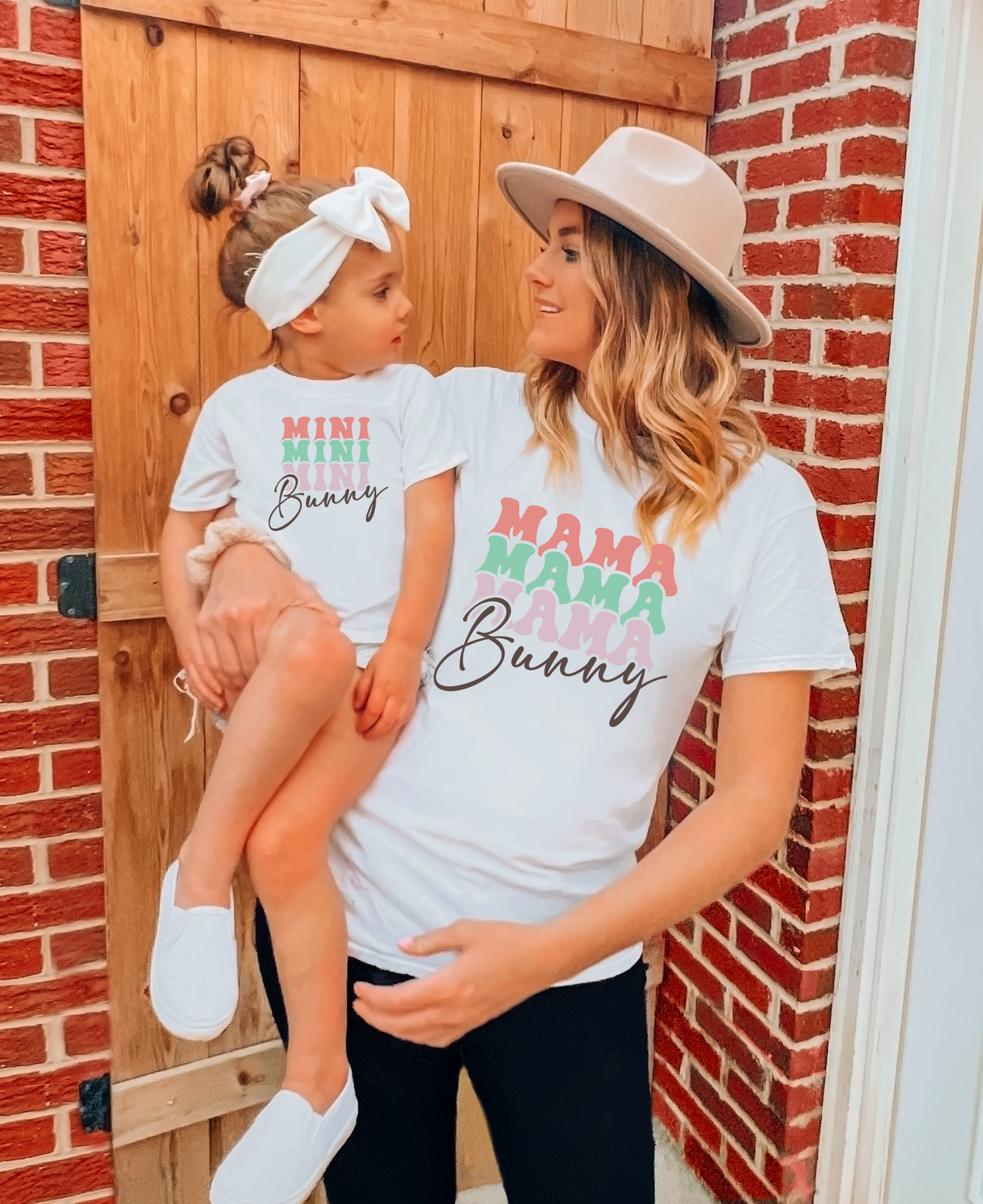 Mama Bunny DTF Transfer - 1090