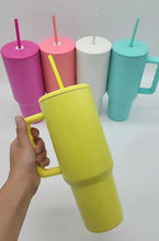 Load image into Gallery viewer, 40oz Gen3 Straw Tumbler with Handle - Clearance
