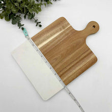 Load image into Gallery viewer, White Marble Acacia Wood Large Handle Engravable Cutting Board
