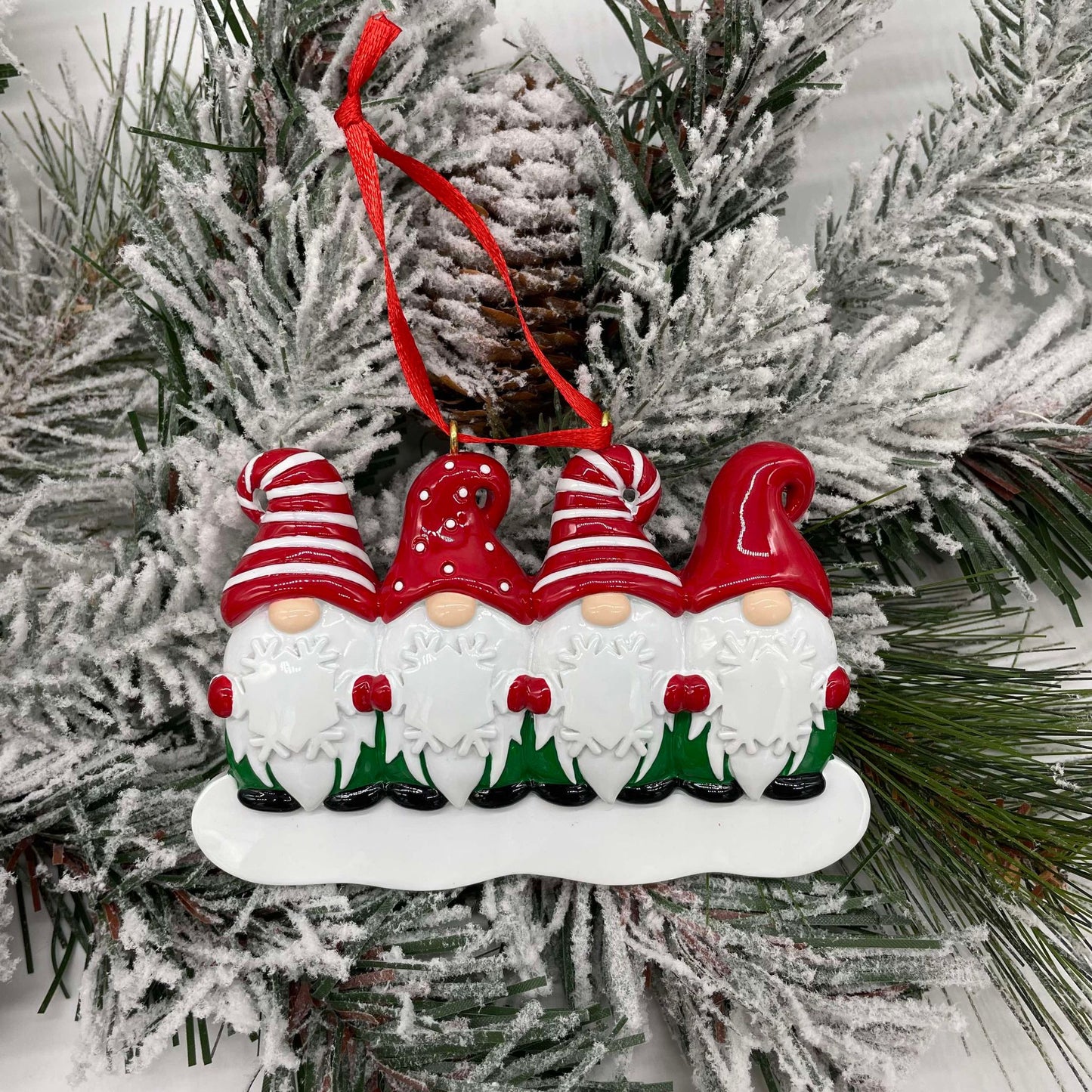 Gnome Family - Polyresin Christmas Ornaments