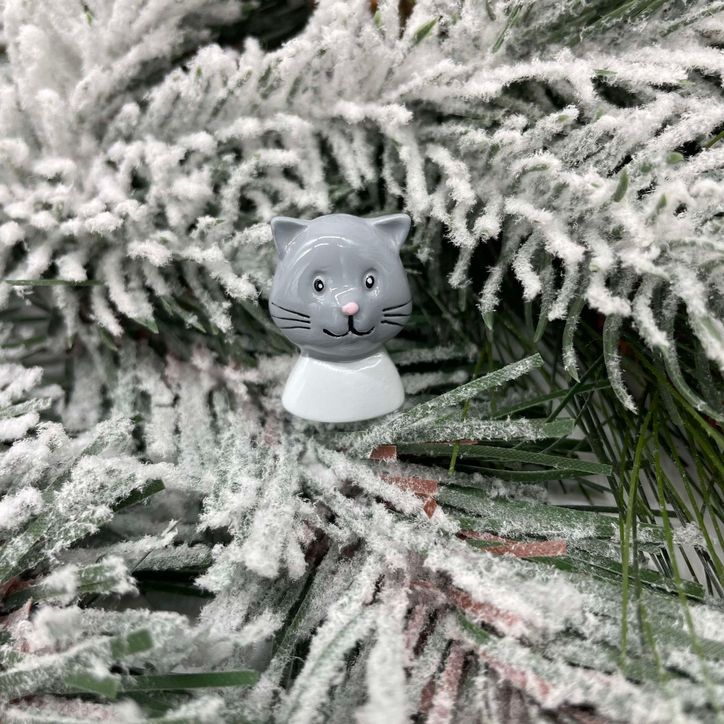 Additional Cat Heads - Polyresin Christmas Ornaments