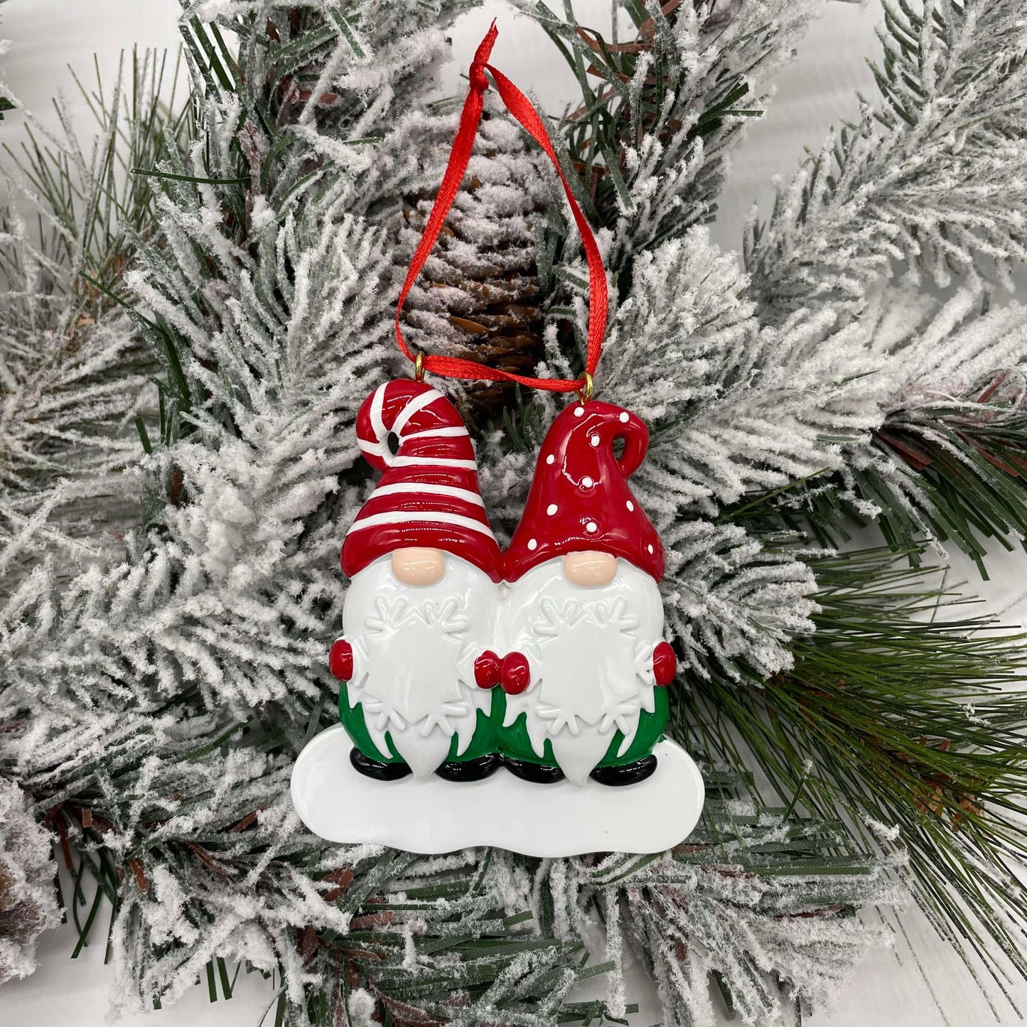 Gnome Family - Polyresin Christmas Ornaments