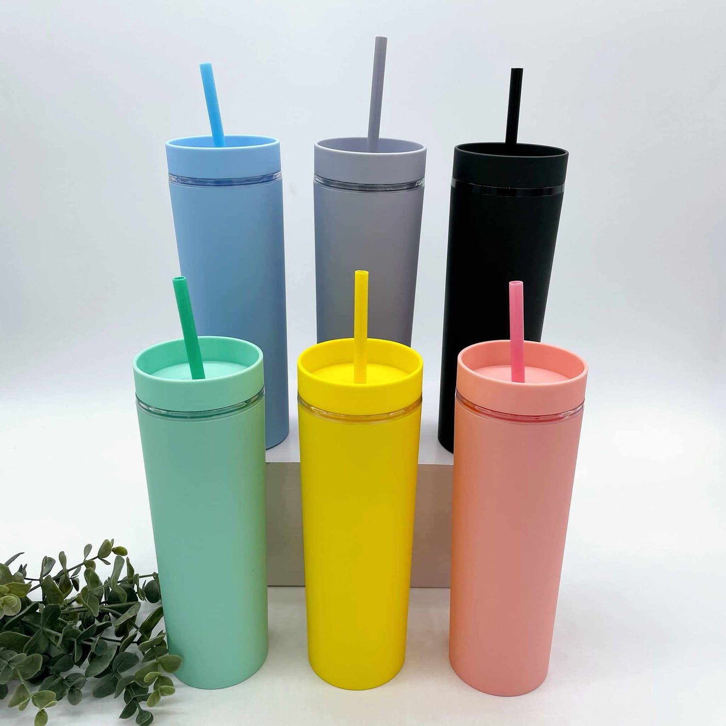 Plastic Skinny 20oz Tumbler