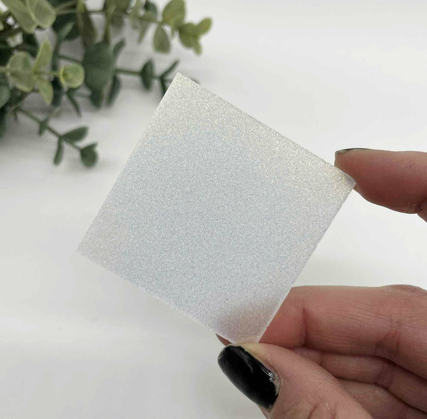 White - Iridescent Shimmer Cast Acrylic Sheets 1046