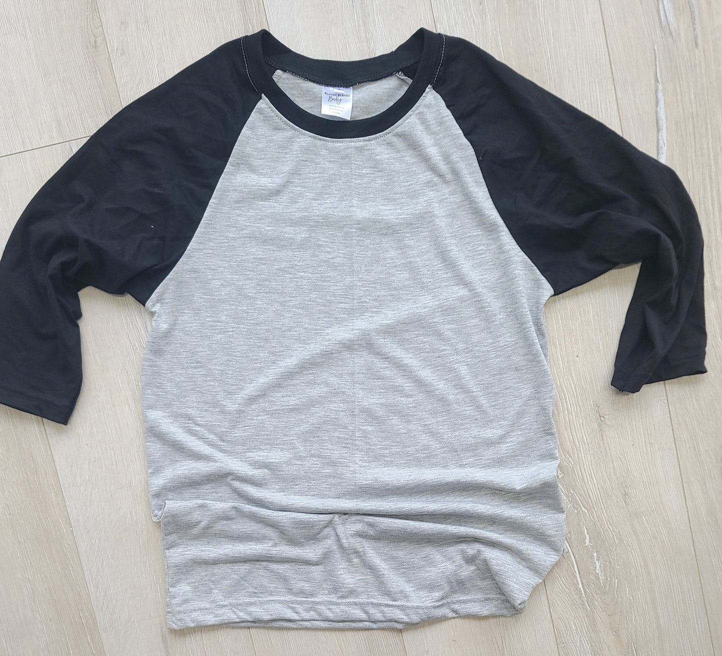 Raglan 3/4 Sleeve Grey Body/black Arms / 2T Shirt