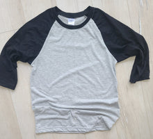Load image into Gallery viewer, Raglan 3/4 Sleeve Grey Body/black Arms / 2T Shirt

