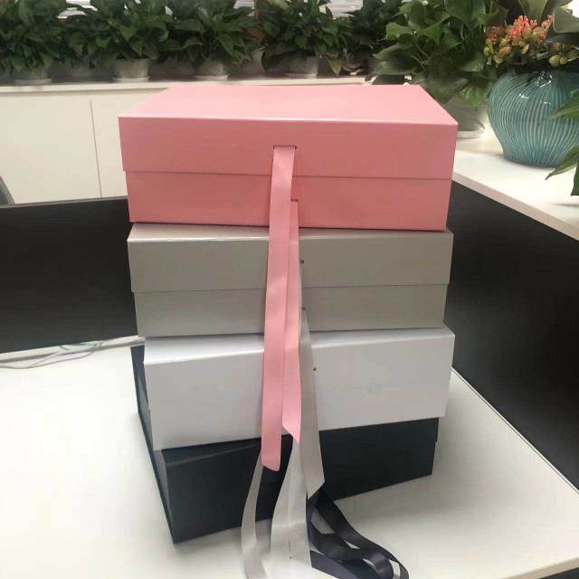 Magnetic Gift Boxes - IN STOCK